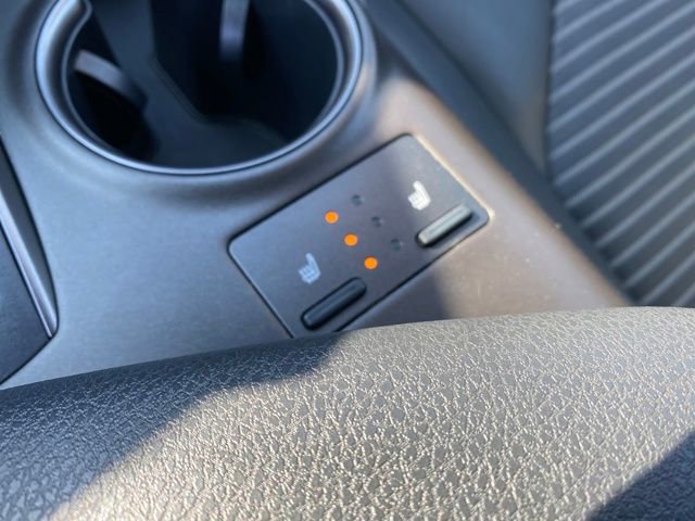 Used 2023 Toyota Camry SE image 12