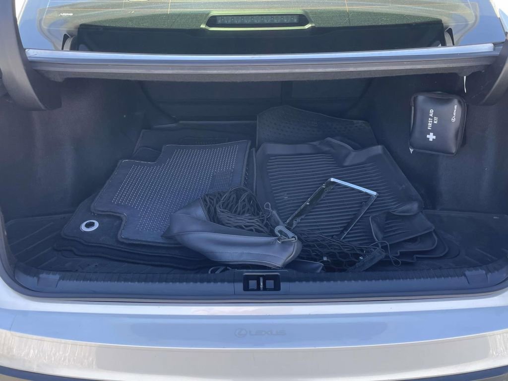 Used 2021 Lexus IS 300 w/ Accessory Package 2 image 10