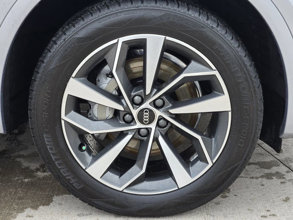 Certified 2022 Audi Q5 2.0T Premium Plus AWD/4WD image 16