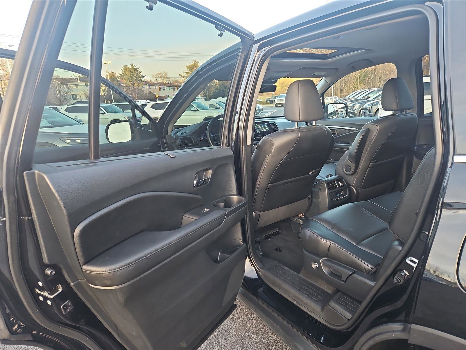 Used 2022 Honda Pilot EX-L image 24