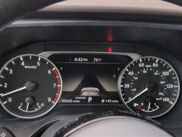 Used 2023 Nissan Rogue SV FWD image 11
