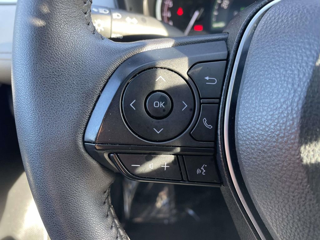 Used 2024 Toyota RAV4 XLE w/ Convenience Package image 33