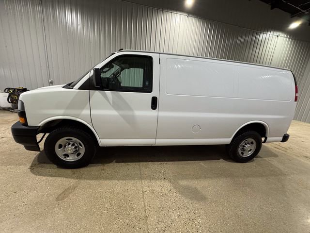 Used 2021 Chevrolet Express 2500 w/ Driver Convenience Package image 2