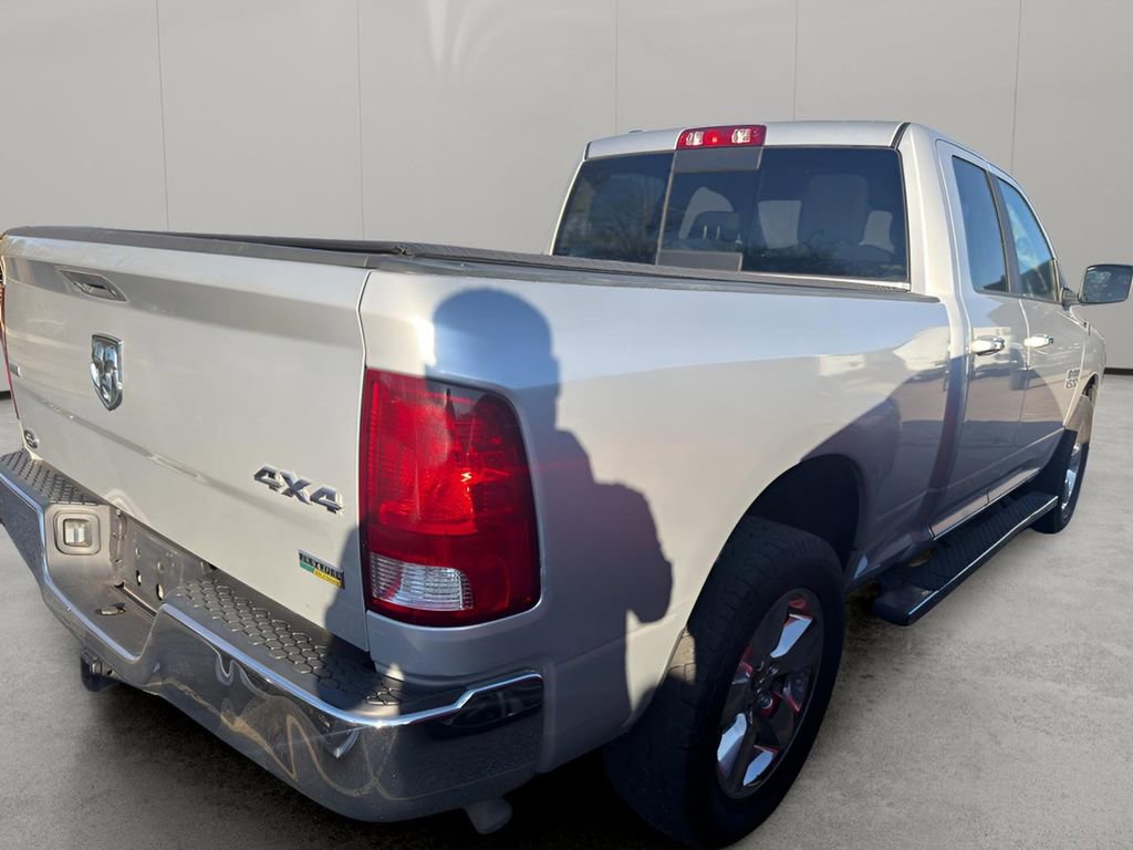 Used 2018 RAM 1500 Classic SLT image 7