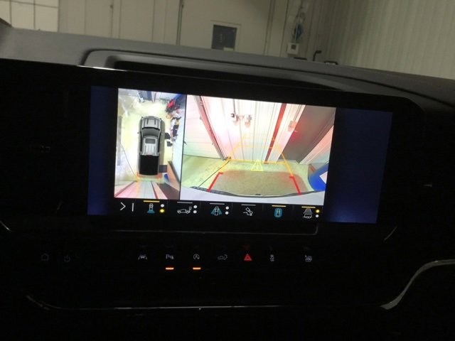 Used 2023 Chevrolet Silverado 1500 LTZ image 35