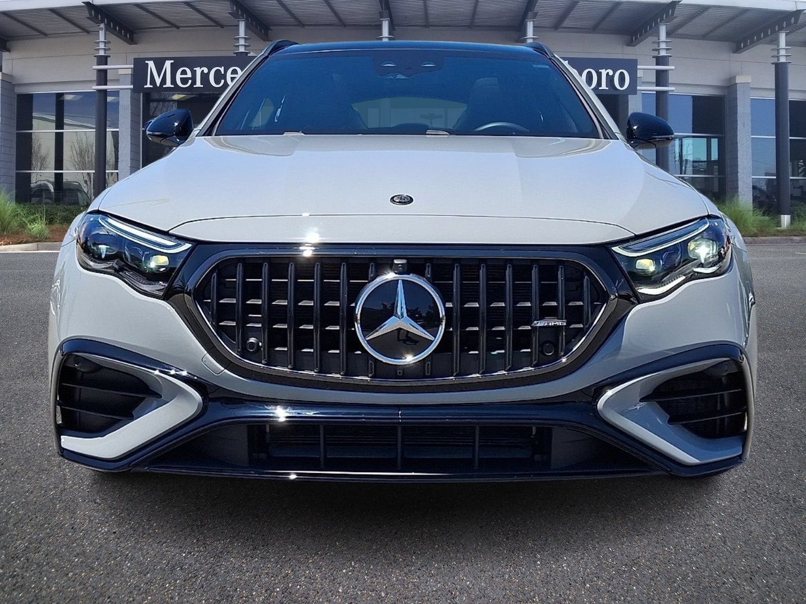Certified 2026 Mercedes-Benz E 53 AMG e 4MATIC Wagon image 2