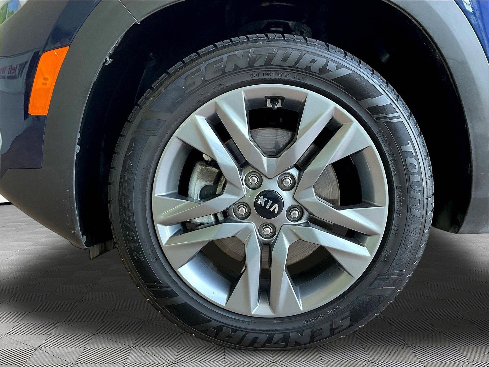 Used 2021 Kia Seltos S AWD/4WD image 32