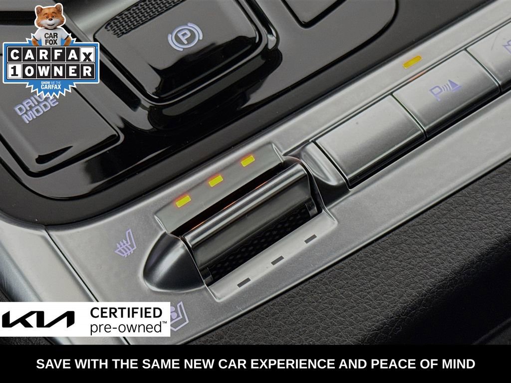 Certified 2025 Kia Carnival SX FWD image 25