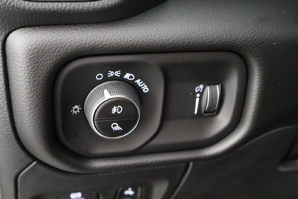 New 2027 RAM 1500 Big Horn w/ Night Edition AWD/4WD image 22