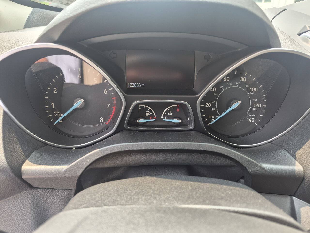 Used 2018 Ford Escape SEL AWD/4WD image 16