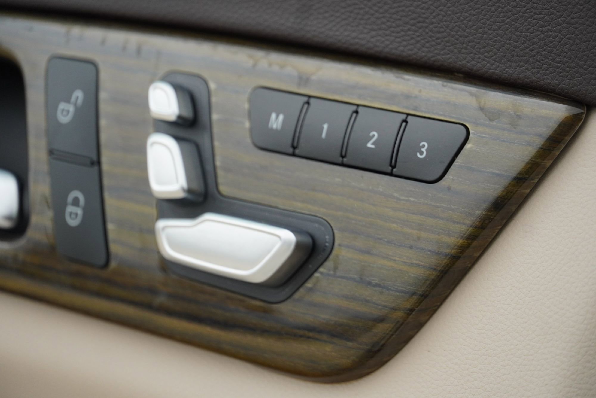 Used 2015 Mercedes-Benz CLS 400 image 20