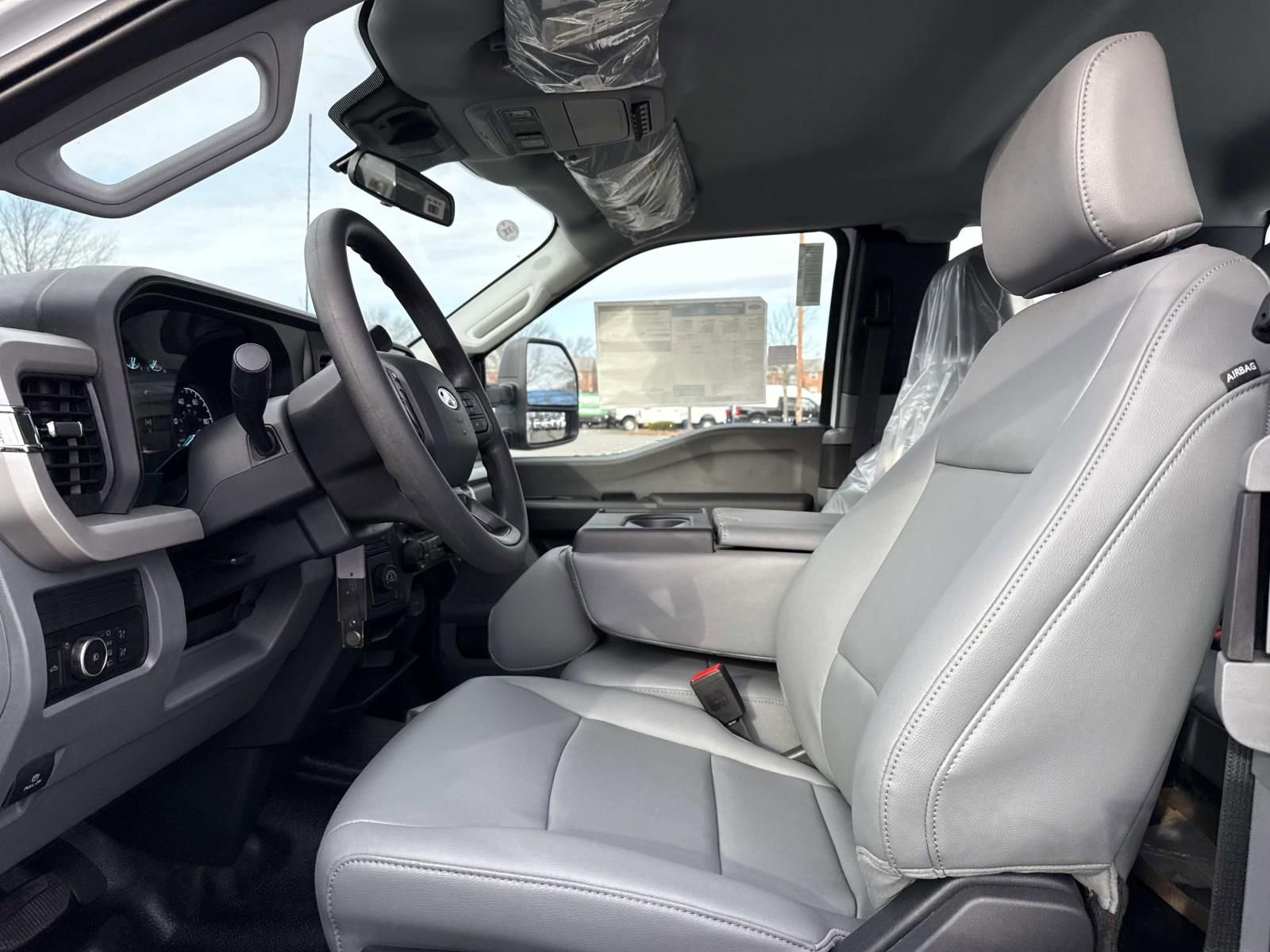 New 2026 Ford F250 XL w/ XL Chrome Package image 11