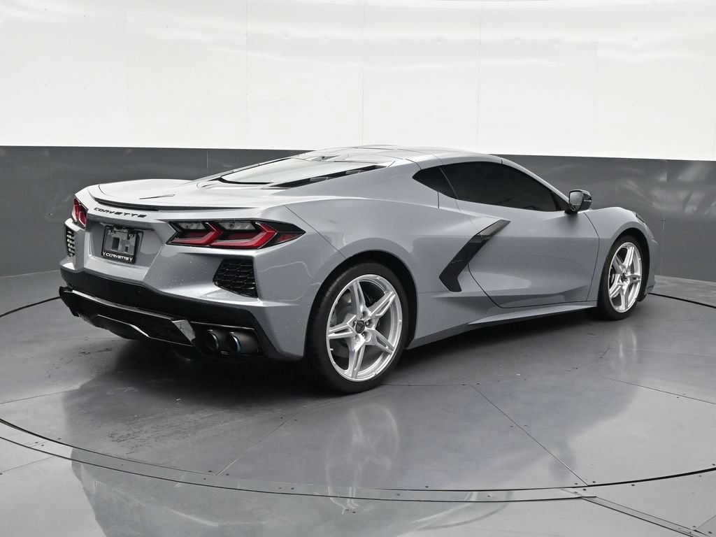 Used 2025 Chevrolet Corvette Stingray Coupe w/ 1LT RWD image 5
