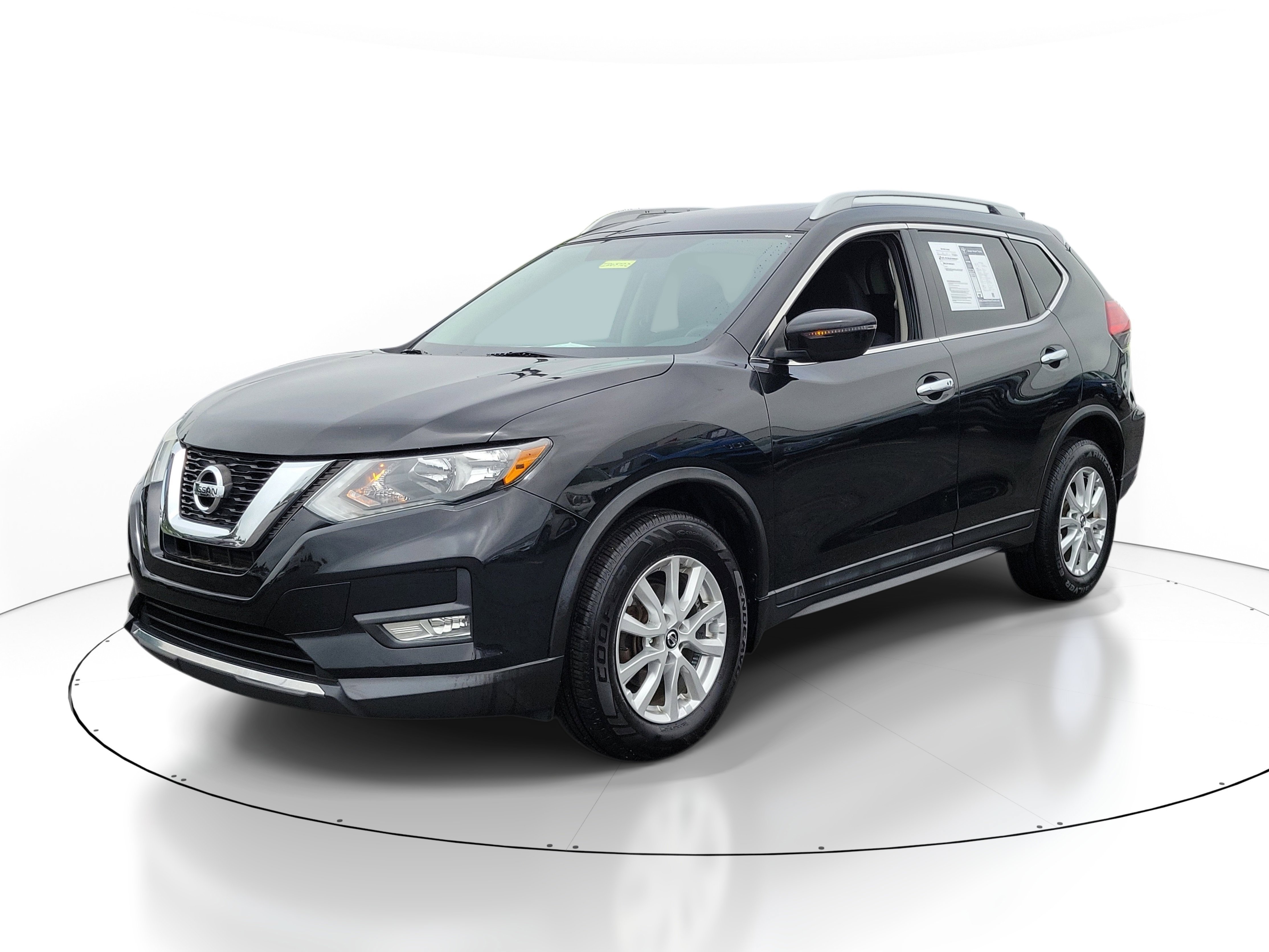 Used 2017 Nissan Rogue SV AWD/4WD image 2