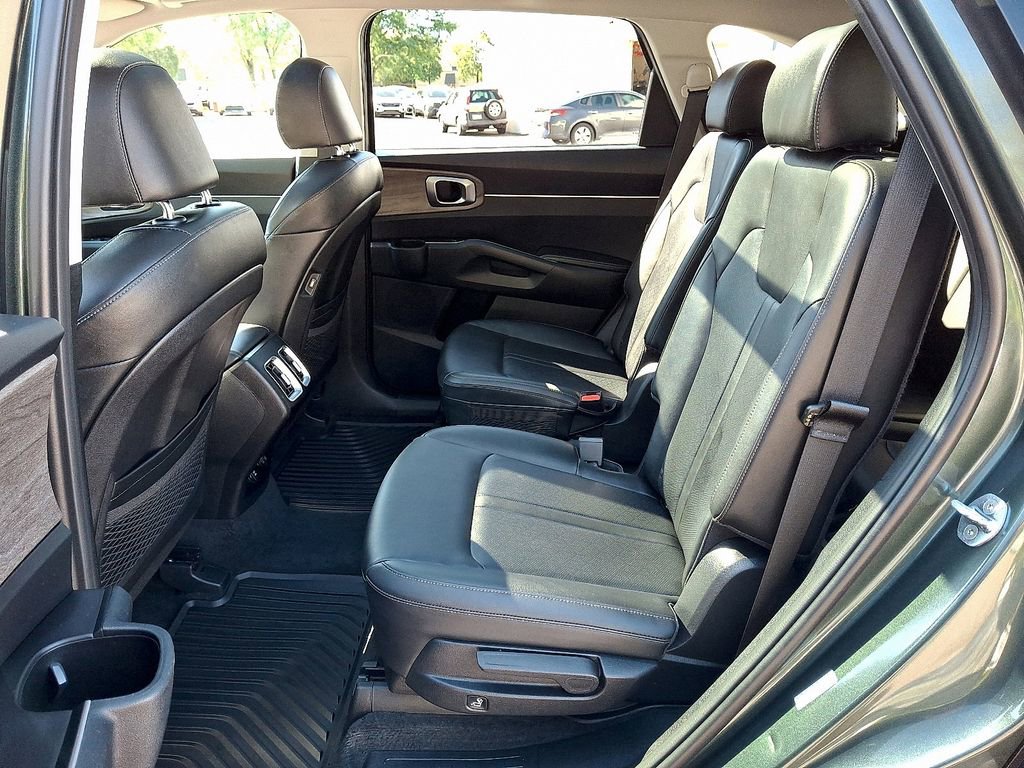 Certified 2022 Kia Sorento X-Line EX image 11
