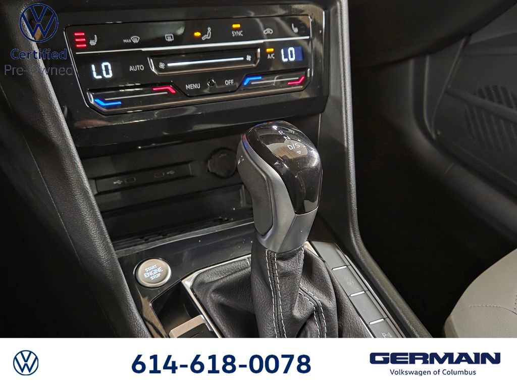 Used 2025 Volkswagen Taos SE image 25