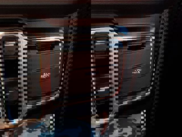 Certified 2024 Jeep Wrangler Unlimited Rubicon 392 image 33