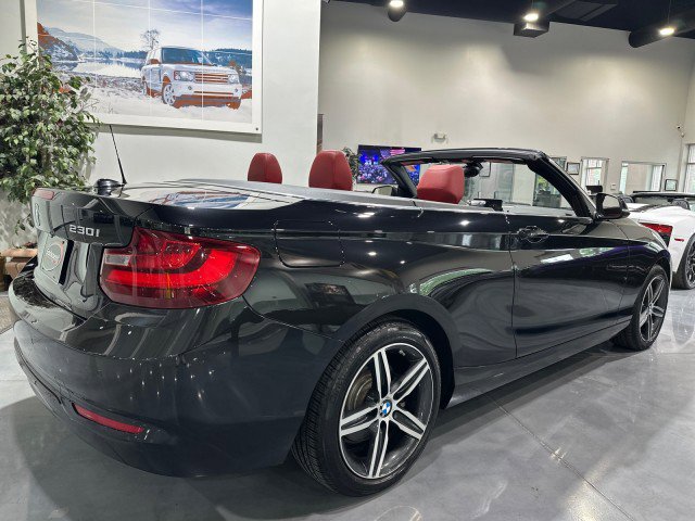 Used 2017 BMW 230i Convertible RWD image 22