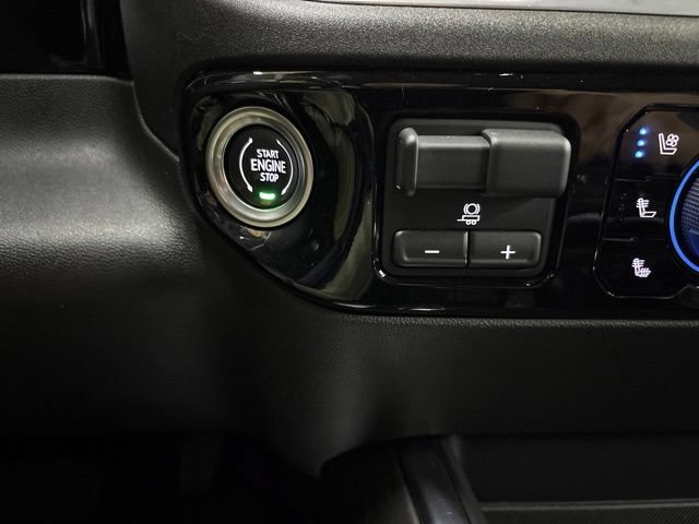 Used 2022 Chevrolet Silverado 1500 LTZ w/ LTZ Convenience Package II AWD/4WD image 55