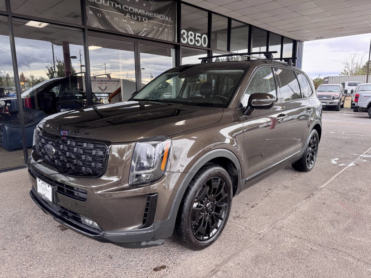 Used 2021 Kia Telluride SX w/ SX Prestige Package image 1