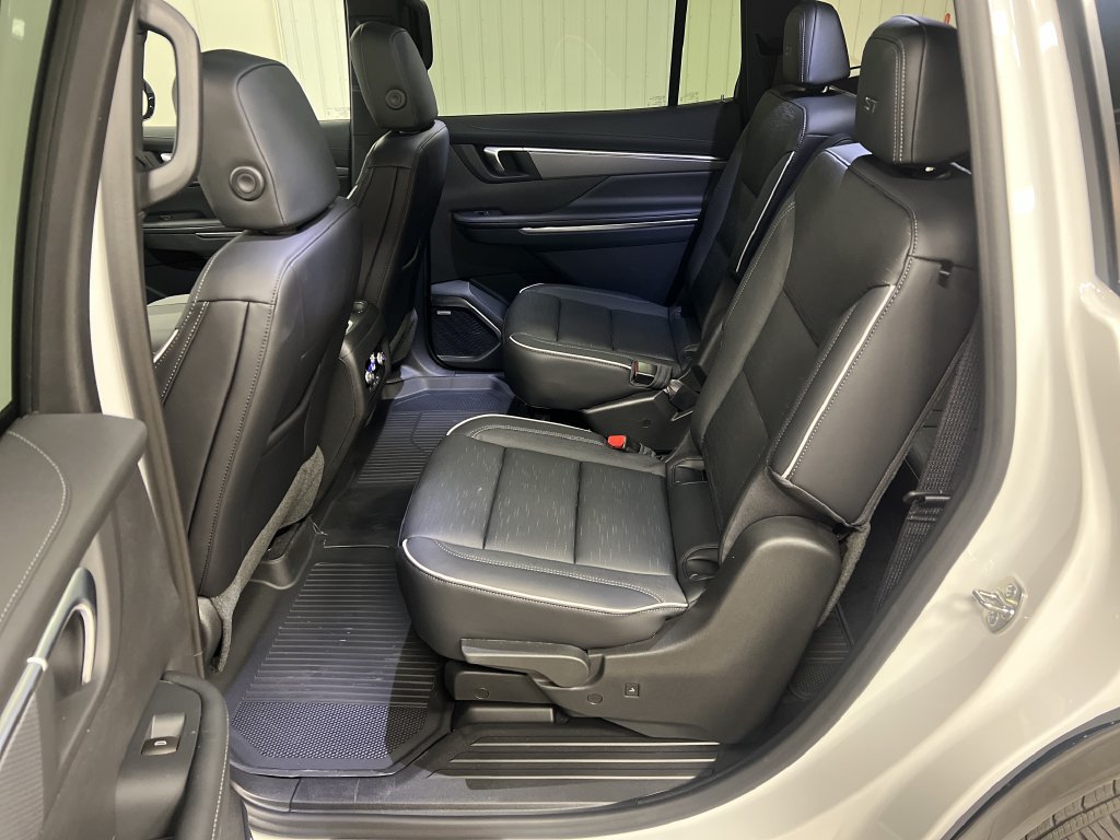 New 2026 Buick Enclave Sport Touring w/ Power Package AWD/4WD image 13