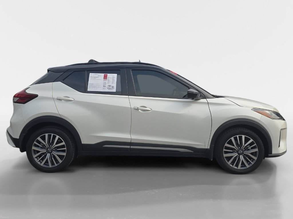 Certified 2023 Nissan Kicks SR w/ SR Premium Package image 7