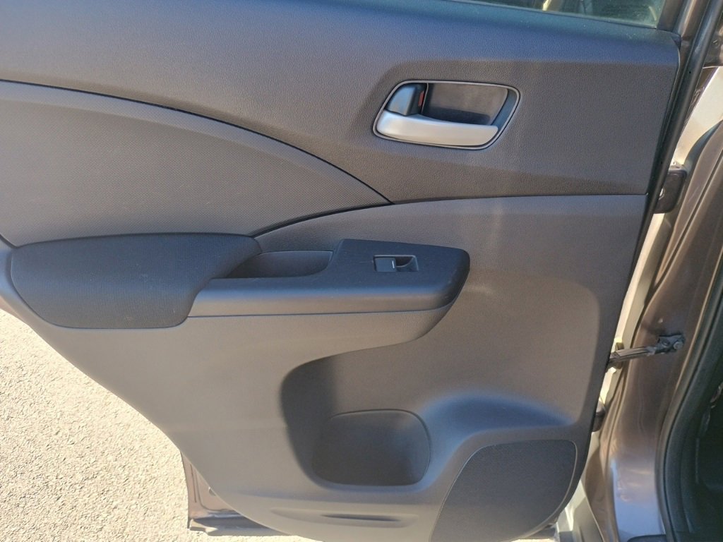 Used 2015 Honda CR-V LX image 14