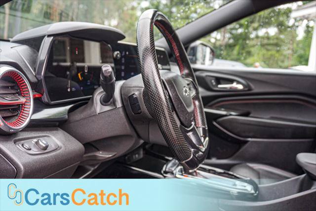 Used 2024 Chevrolet Trax RS w/ Driver Confidence Package FWD image 19