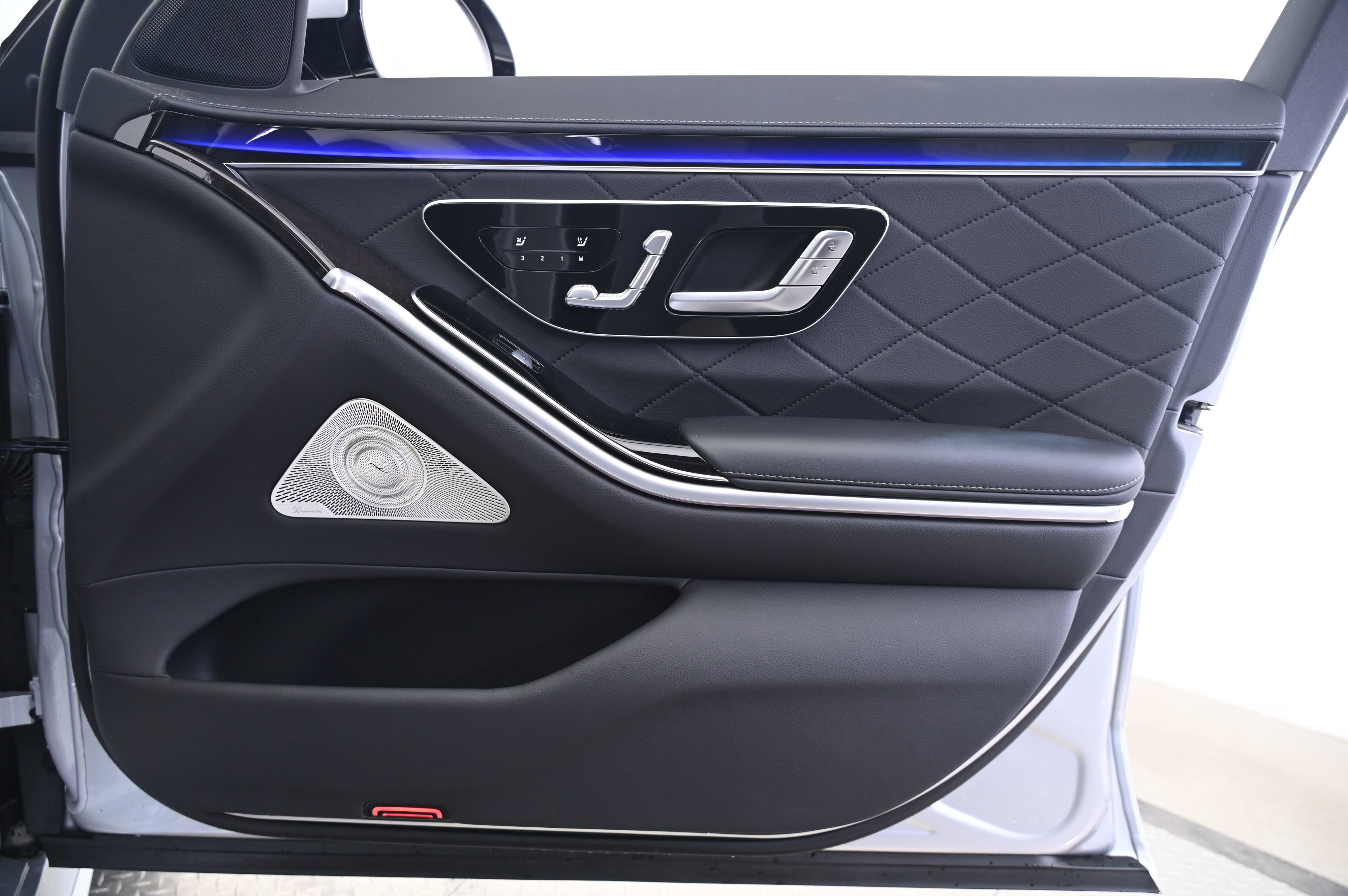 Used 2023 Mercedes-Benz S 580 4MATIC Sedan image 20