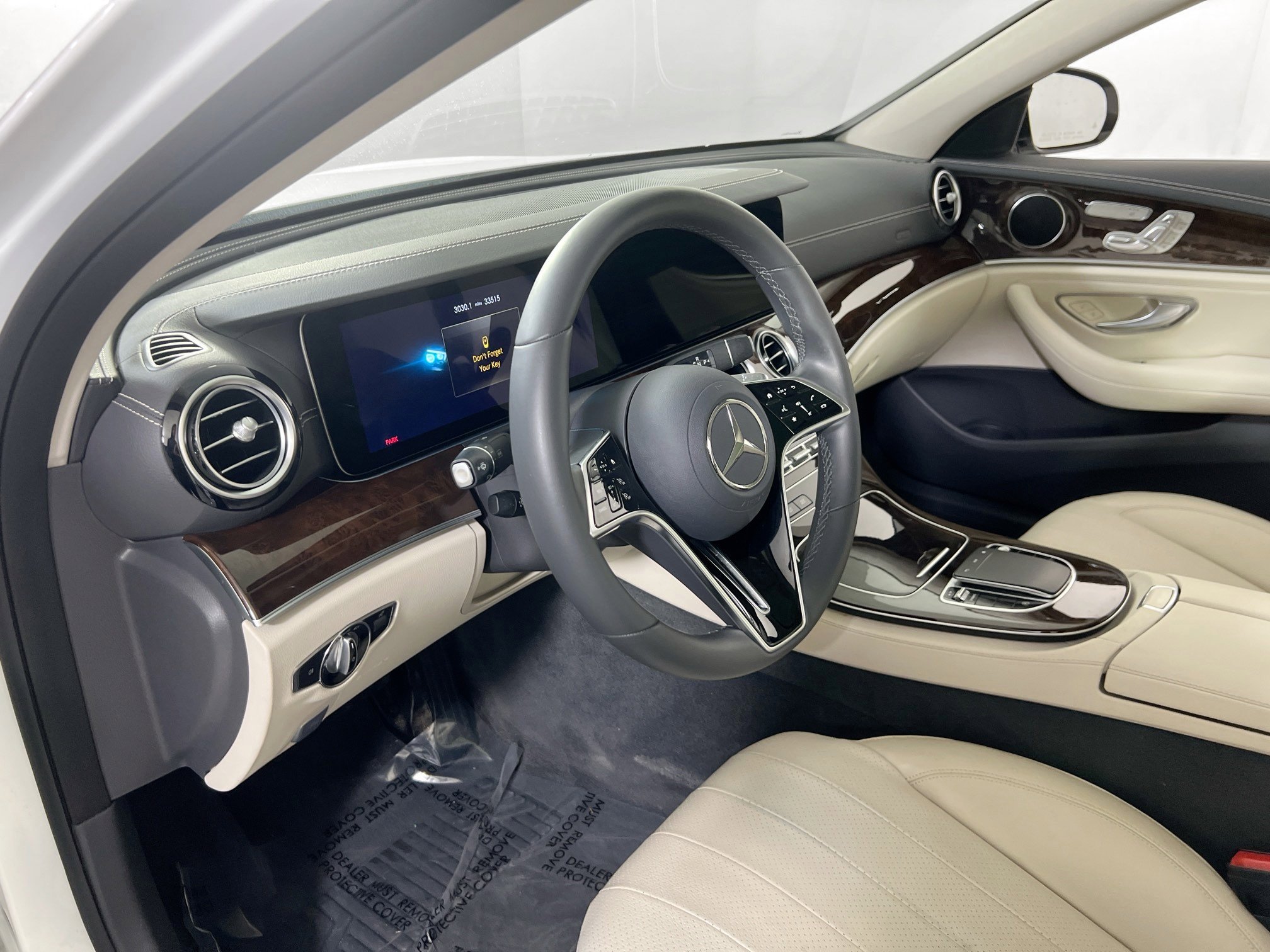 Used 2021 Mercedes-Benz E 350 4MATIC image 9