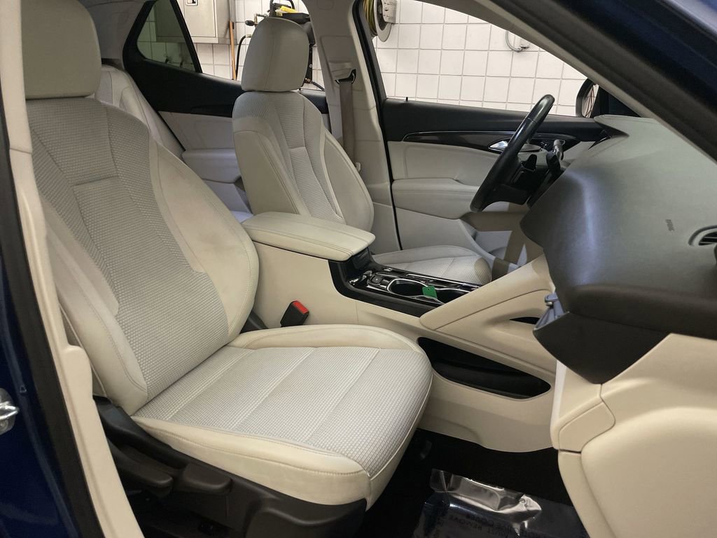 Used 2023 Buick Envision Preferred FWD image 20