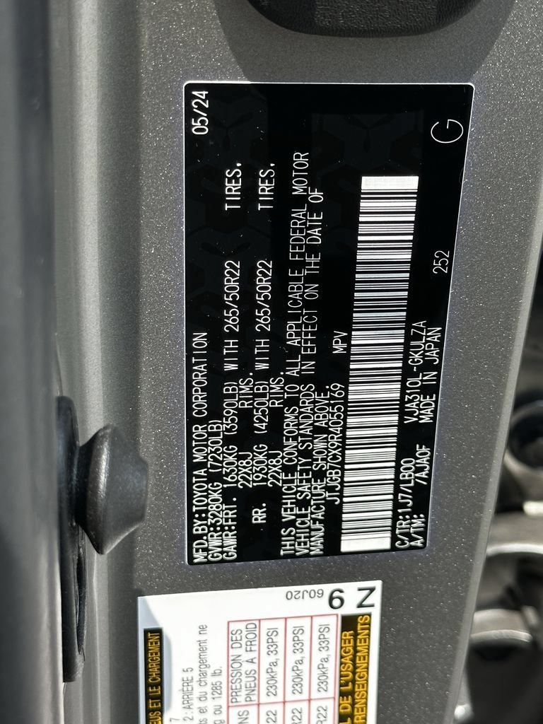 Used 2024 Lexus LX 600 4WD w/ Appearance Package image 36