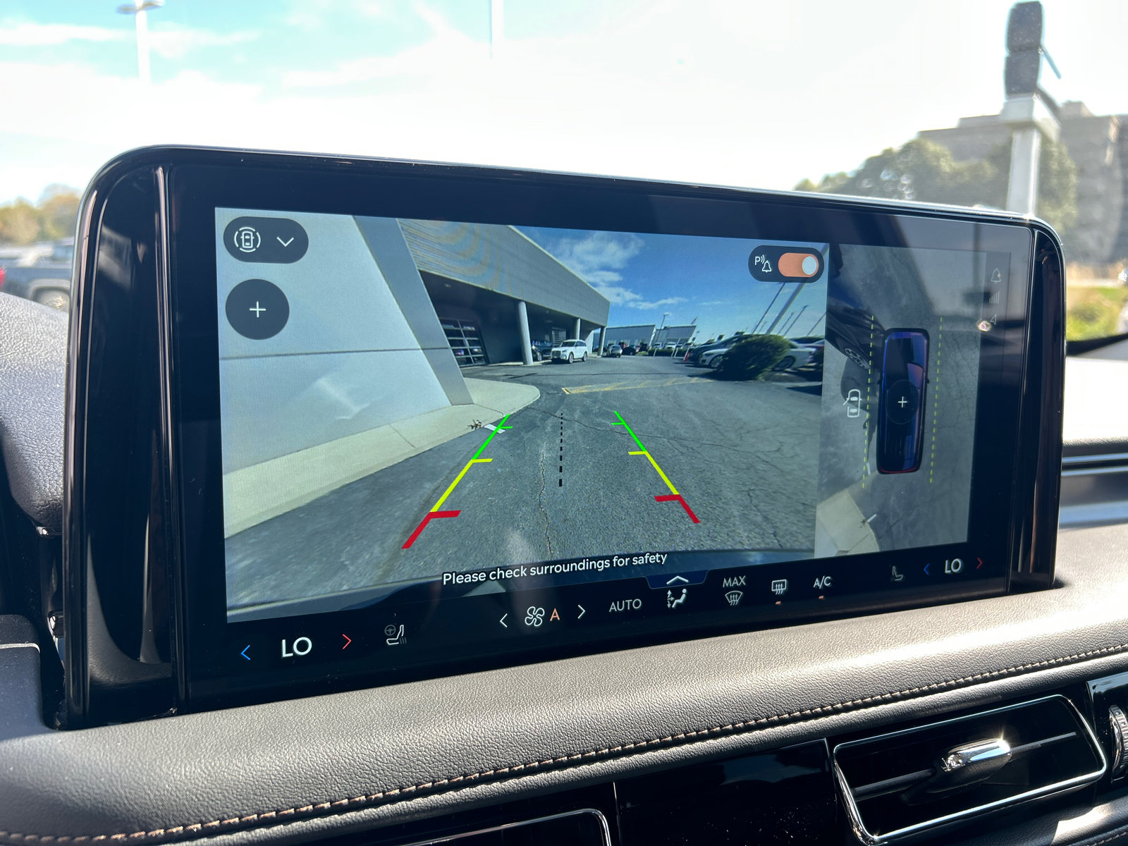 New 2026 Lincoln Aviator AWD image 19