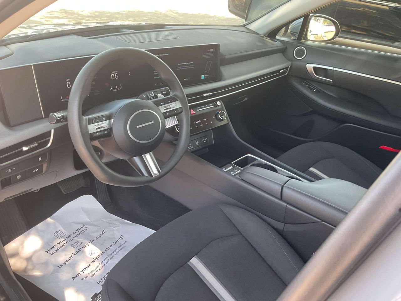 Used 2025 Hyundai Sonata SEL FWD image 12