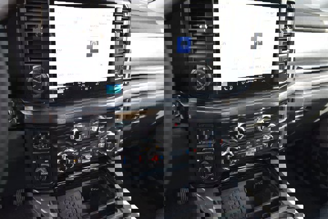 New 2026 Ford F350 Lariat w/ Lariat Premium Package image 9