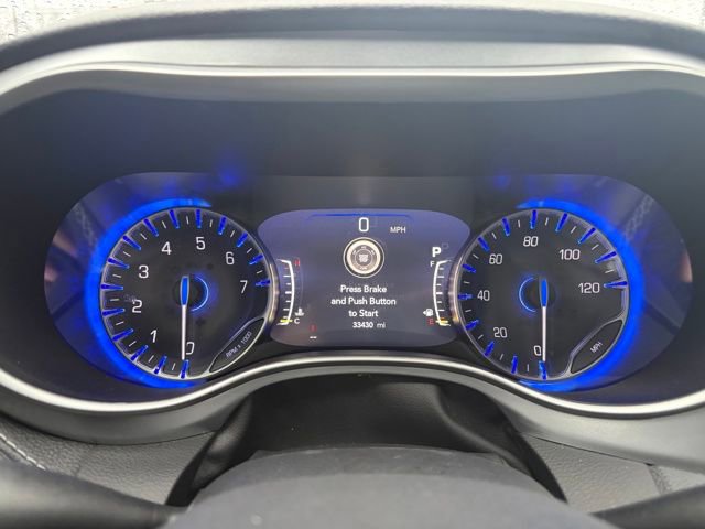 Used 2023 Chrysler Pacifica Touring-L w/ S Appearance Package image 5