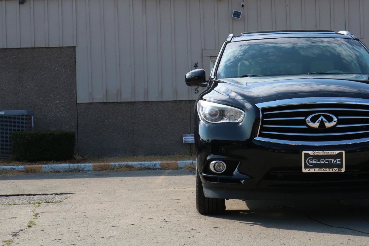 Used 2013 INFINITI JX35 AWD w/ Premium Pkg image 4