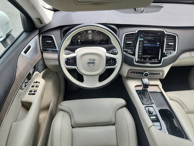 Used 2021 Volvo XC90 T6 Inscription AWD/4WD image 11