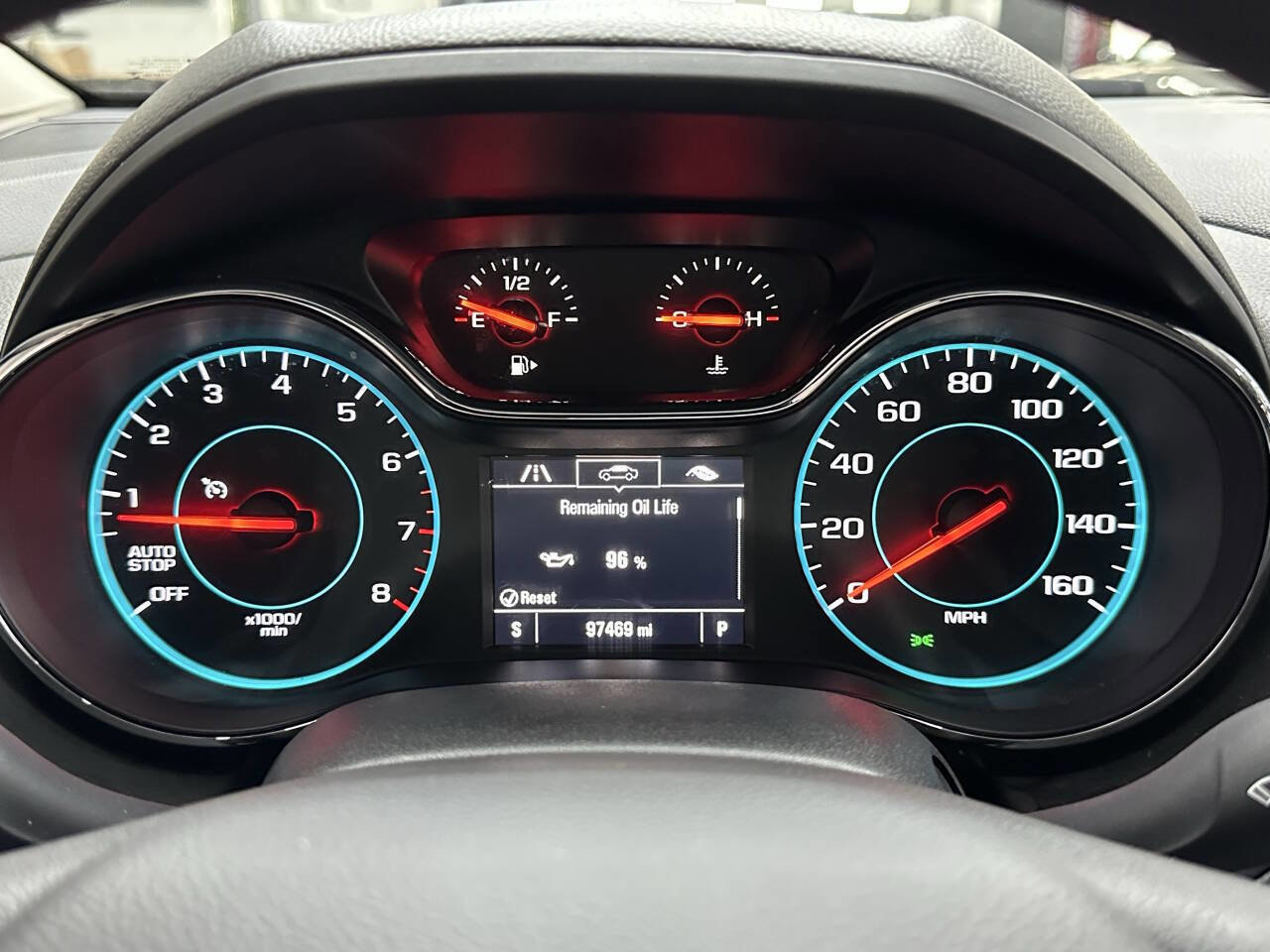 Used 2018 Chevrolet Cruze LT w/ Convenience Package image 23