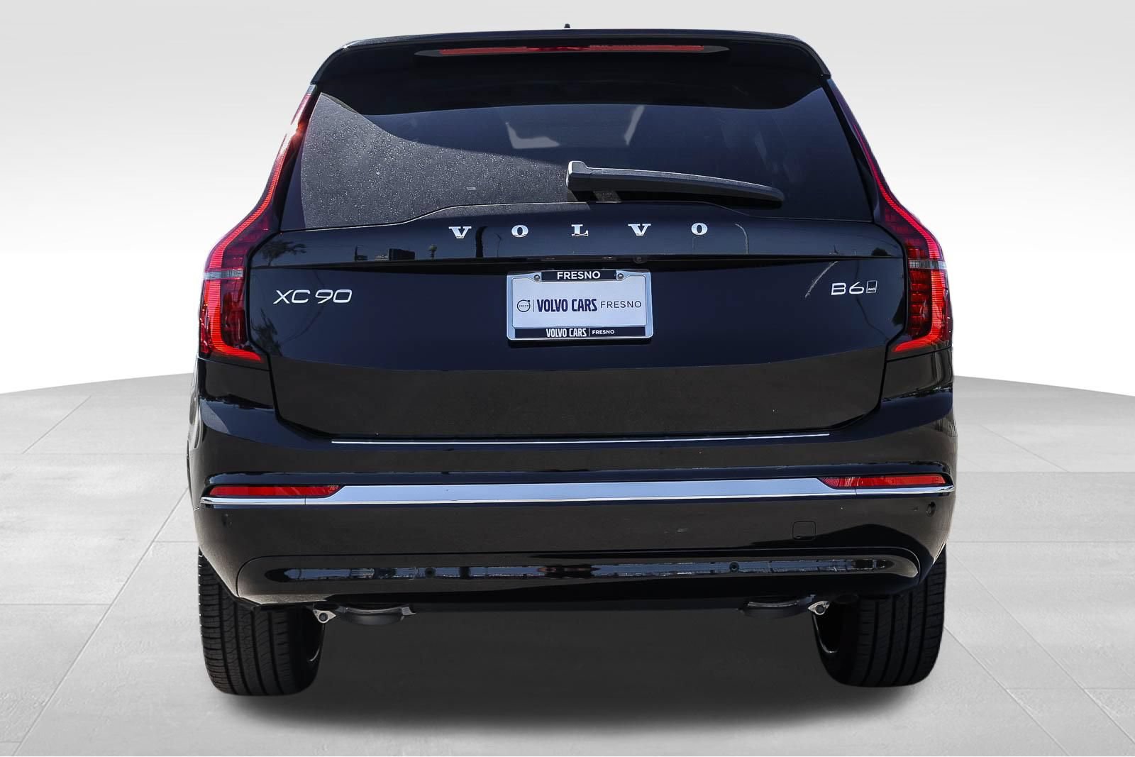New 2026 Volvo XC90 B6 Plus w/ Protection Package AWD/4WD image 6