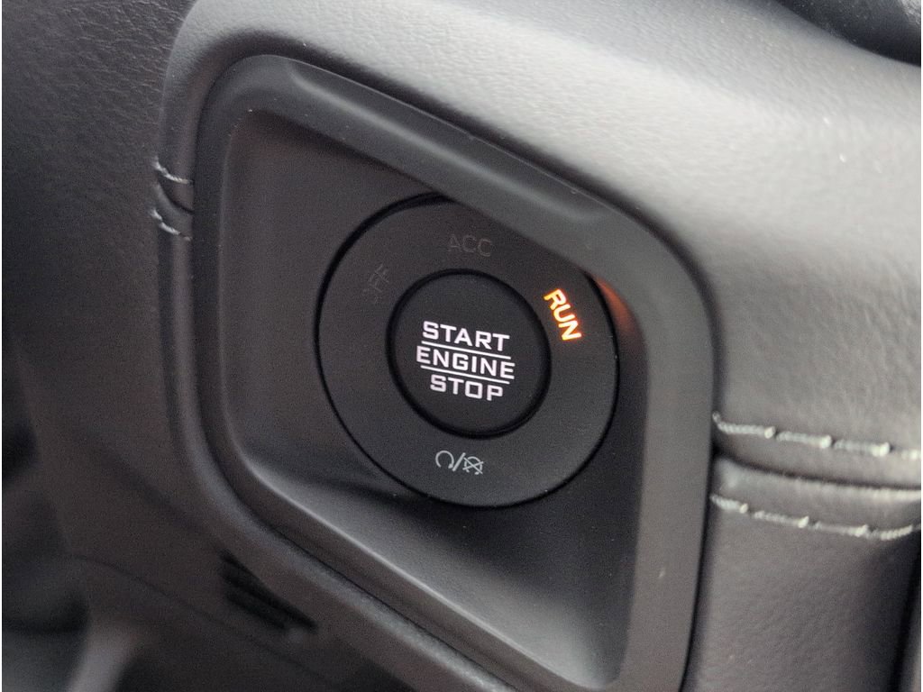 New 2026 Jeep Gladiator Sport image 18