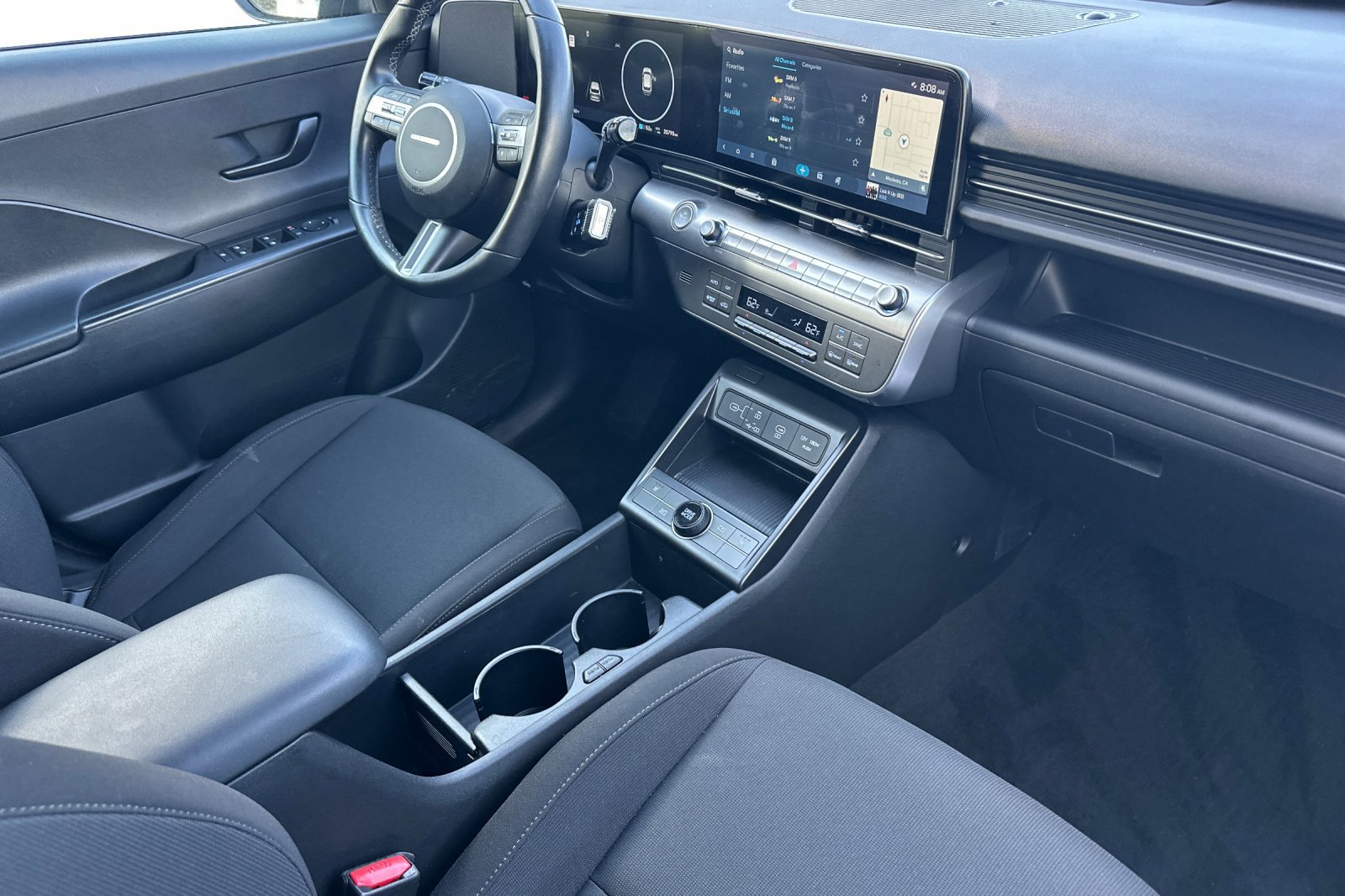 Used 2024 Hyundai Kona SEL FWD image 16