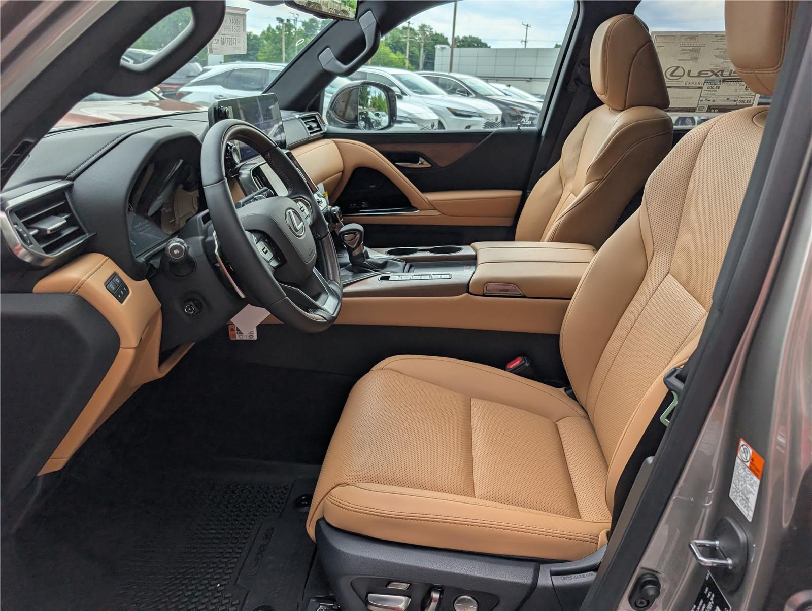 New 2026 Lexus LX 600 4WD w/ Appearance Package image 15