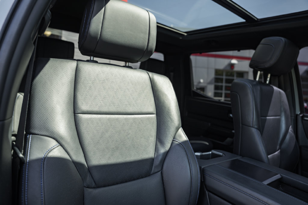 Used 2024 Toyota Tundra Platinum AWD/4WD image 33