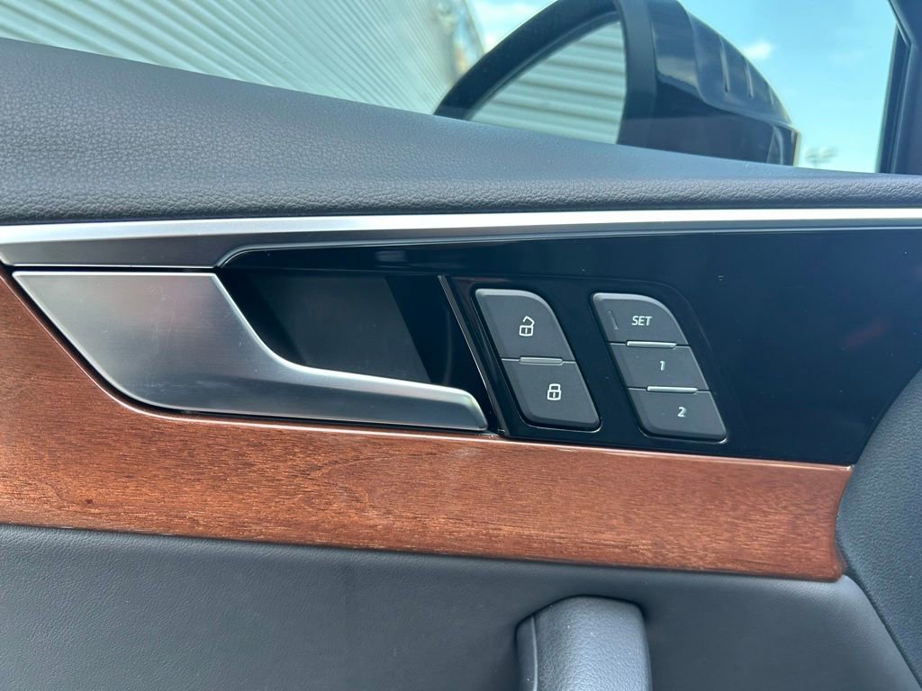 Used 2023 Audi A4 2.0T Premium image 18