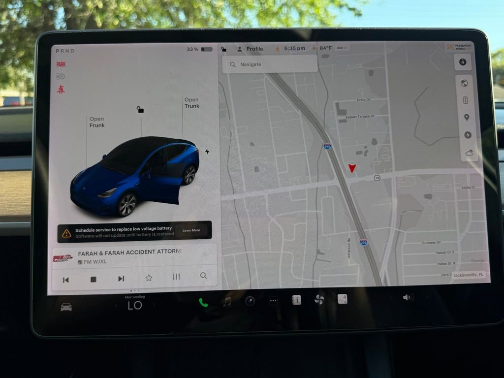 Used 2021 Tesla Model Y Long Range AWD/4WD image 17