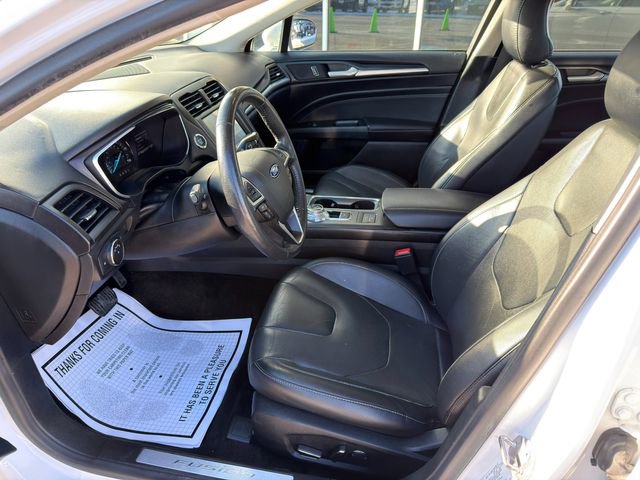 Used 2019 Ford Fusion Energi Titanium FWD image 14