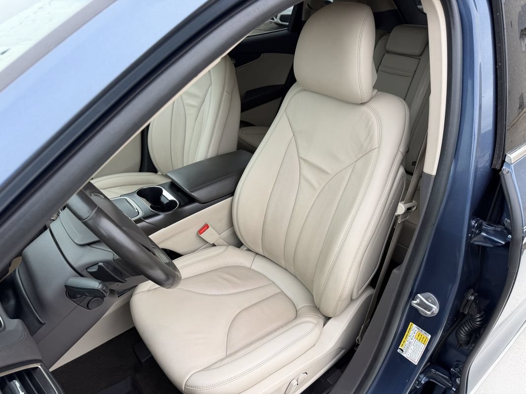 Used 2019 Lincoln Nautilus Select AWD/4WD image 19