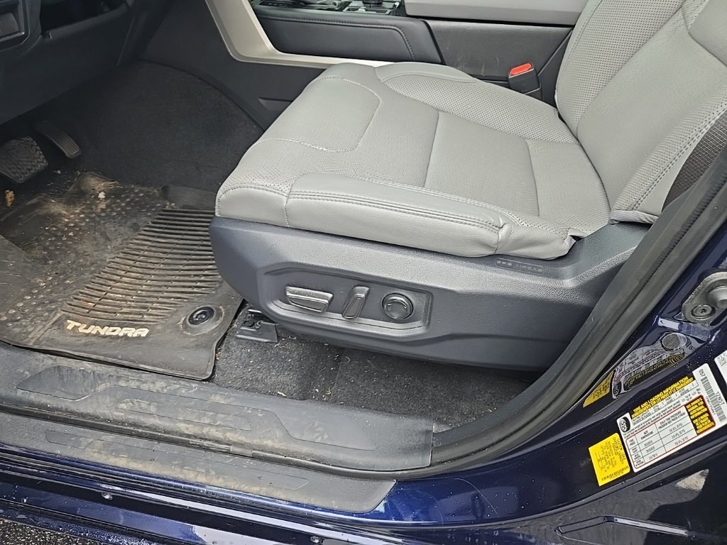 Used 2023 Toyota Tundra Limited w/ Power Package image 7