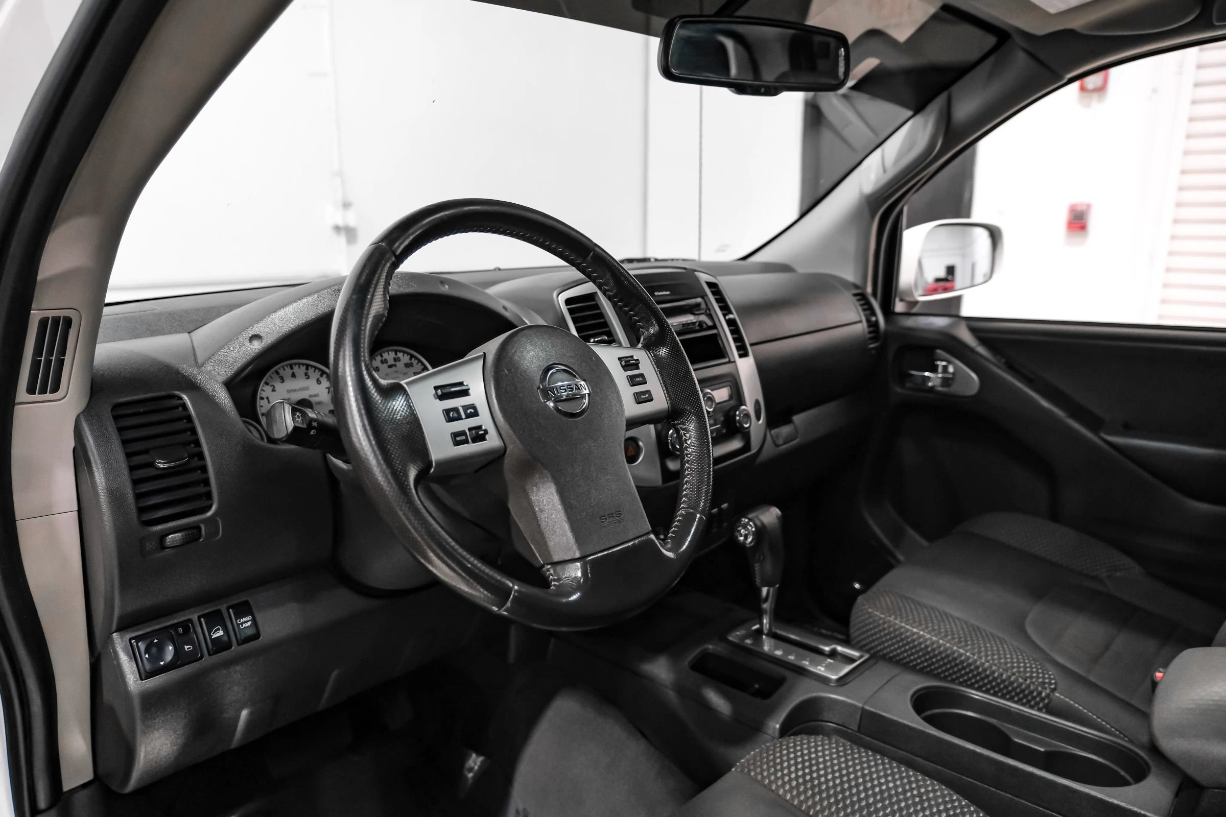 Used 2019 Nissan Frontier PRO-4X AWD/4WD image 16